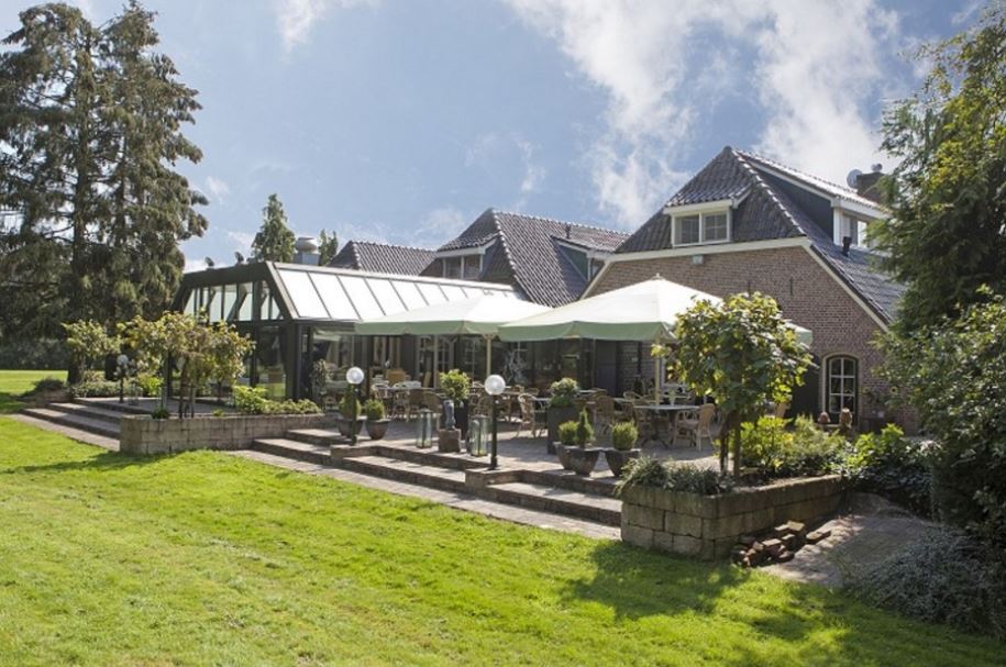 Tuinkamer (Bib Gourmand) in ander handen