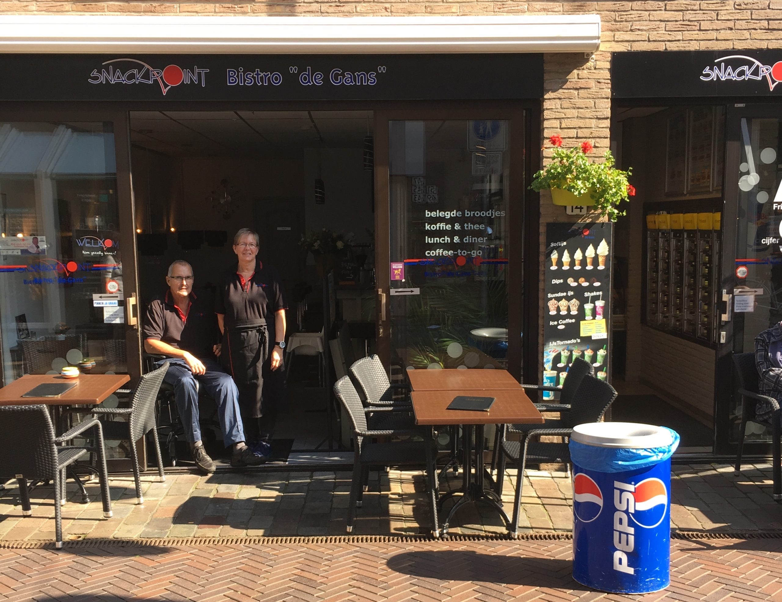 Snackpoint De Gans verkocht; emotioneel afscheid voor ondernemerspaar