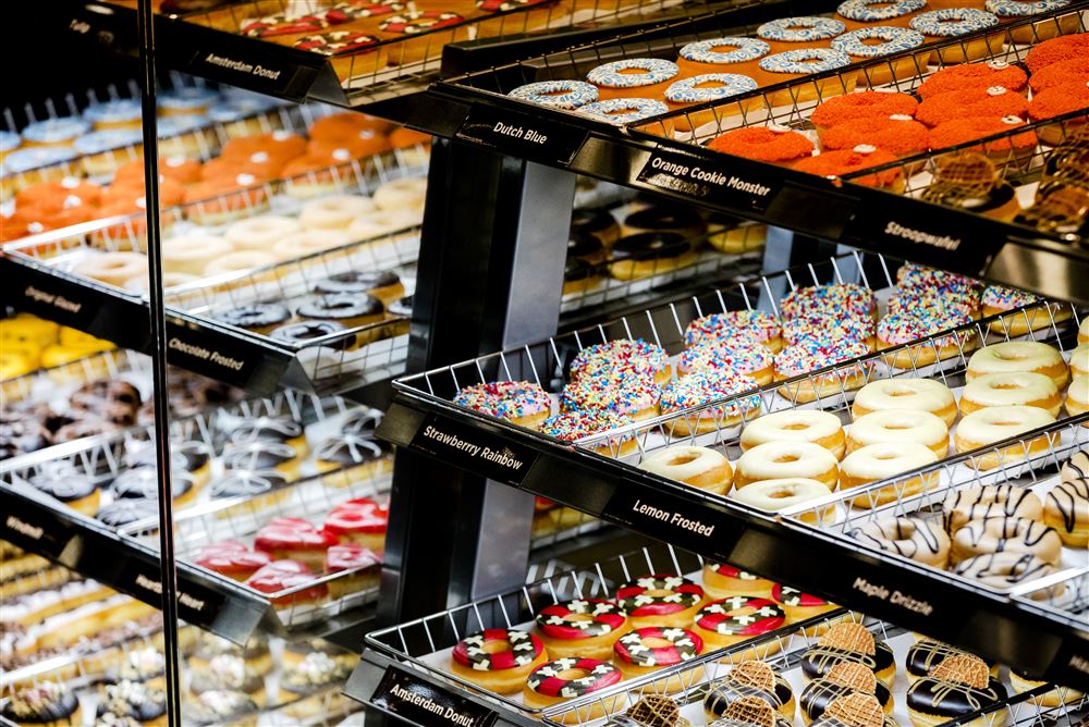 Nieuw design en breed assortiment bij Dunkin' Donuts Amstelveen
