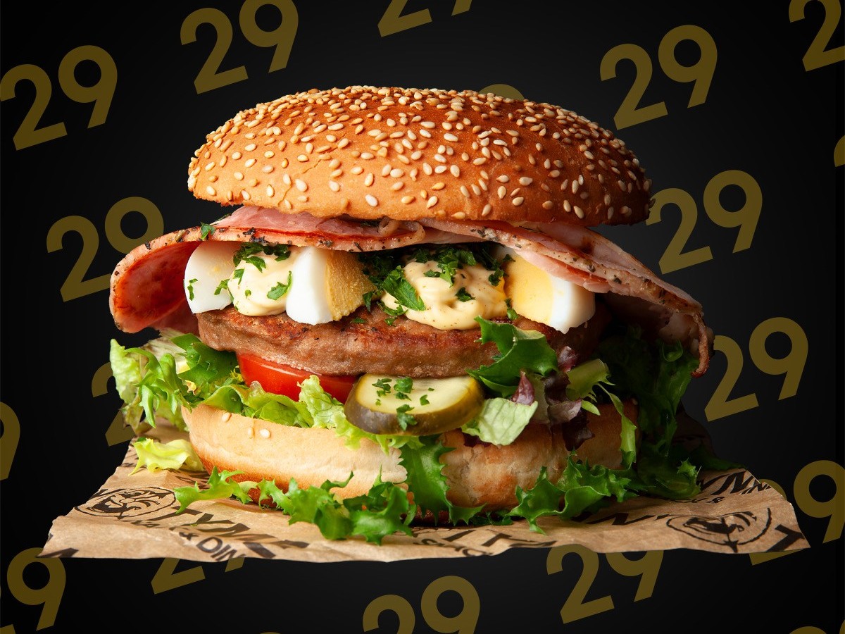 AnyTyme lanceert hamburger die maar eens in de 4 jaar verkrijgbaar is