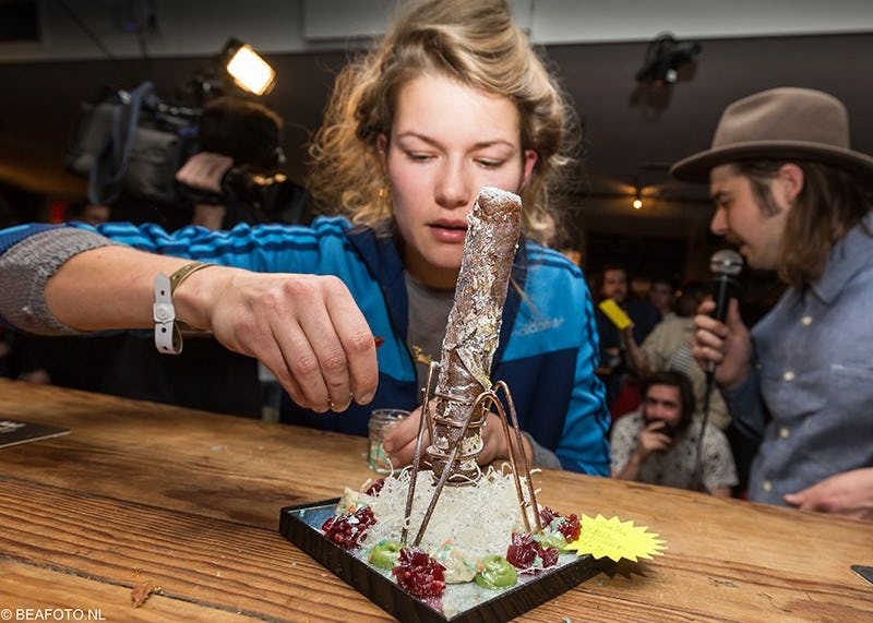 Kunstzinnige frikandellenwedstrijd tijdens Dutch Design Week