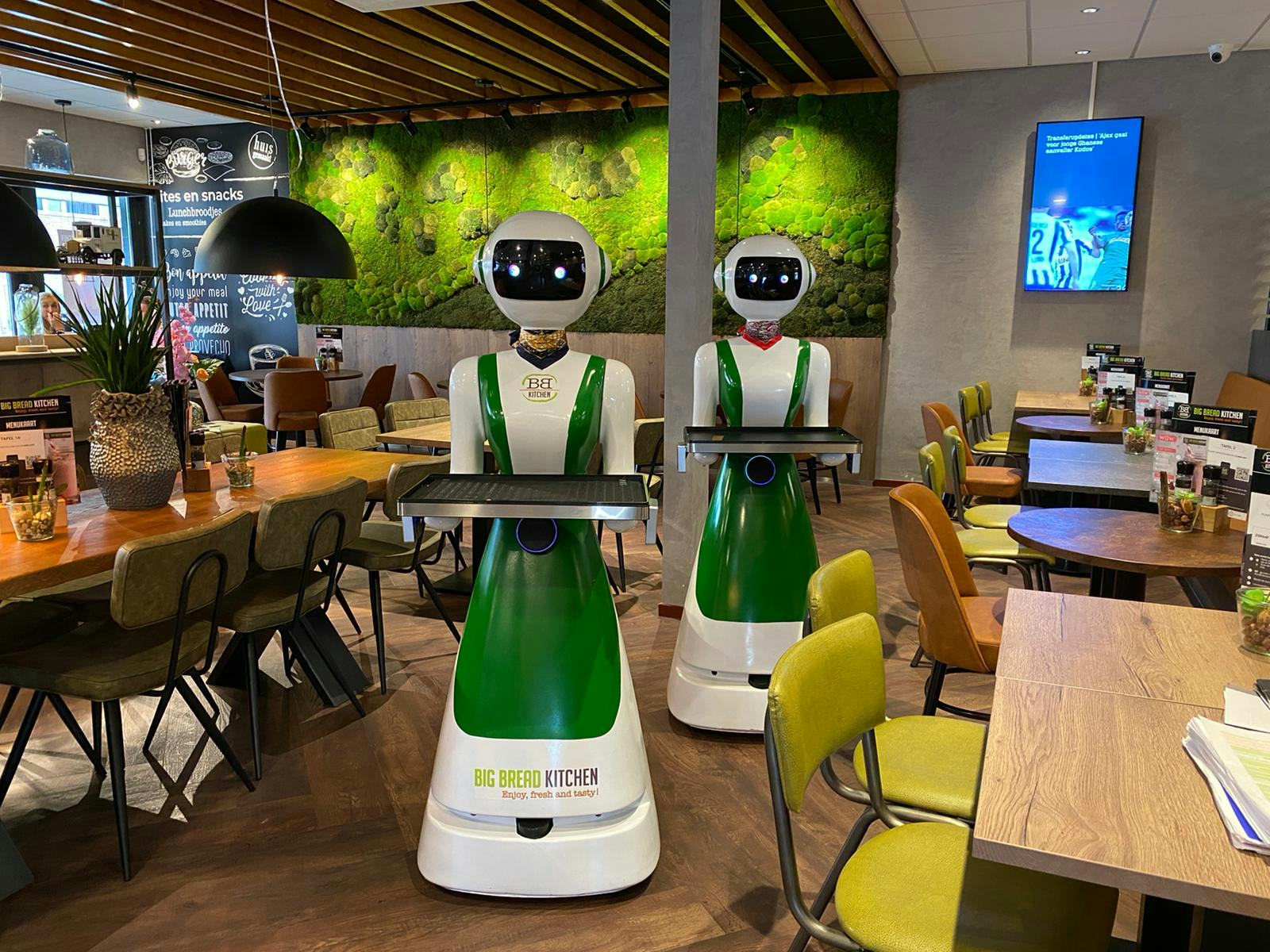 Robots in de bediening bij de nieuwste Big Bread Kitchen in Tiel