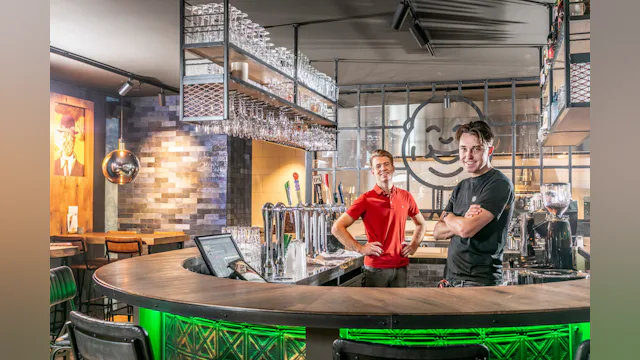 Maurits Ter Horst En Martijn Van Loon Starten Met Burgerbar Ome Toon maurits-ter-horst-en-martijn-van-loon-starten-met-burgerbar-ome-toon