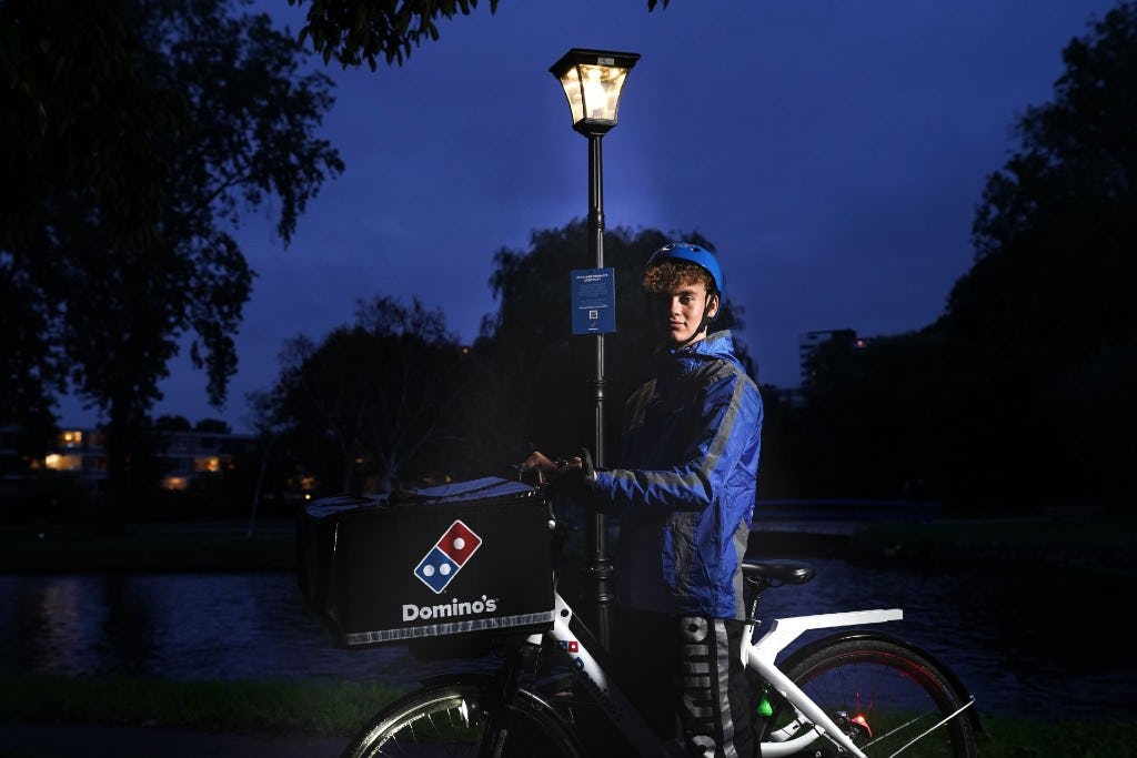 Domino's plaatst lichtpunten op donkere plekken