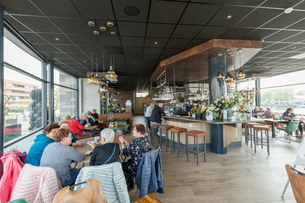 Cafetariahouders maken zich zorgen om gevolgen van corona: 'Ik denk dat het nog erger wordt'