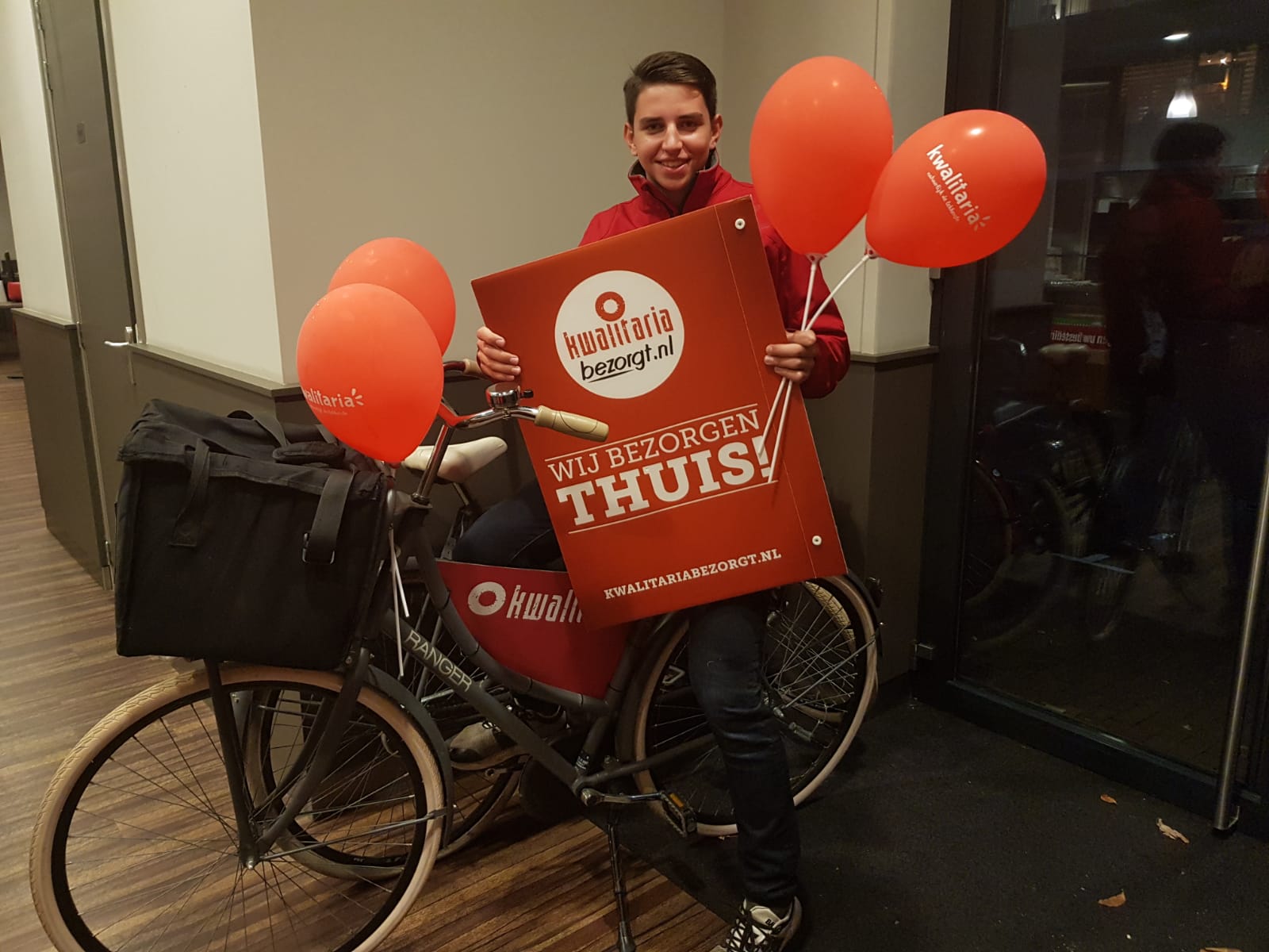 Kwalitaria zet maaltijdbezorgers in het zonnetje: 'Hij is echt goud waard'