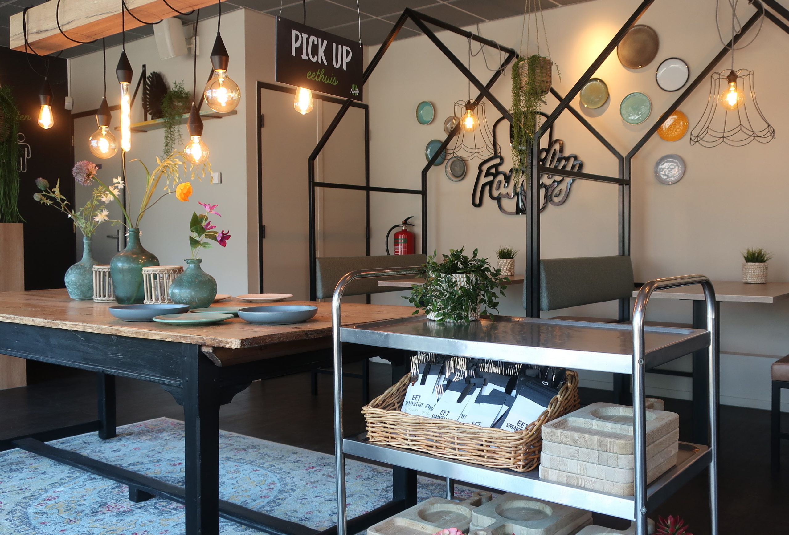 FHC komt met cafetariahandleiding voor anderhalvemeter-samenleving