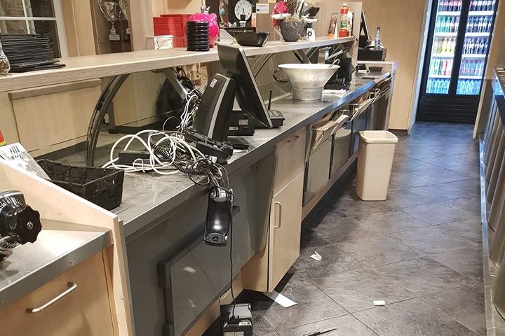 Geld ontvreemd bij inbraak Bon Appetit