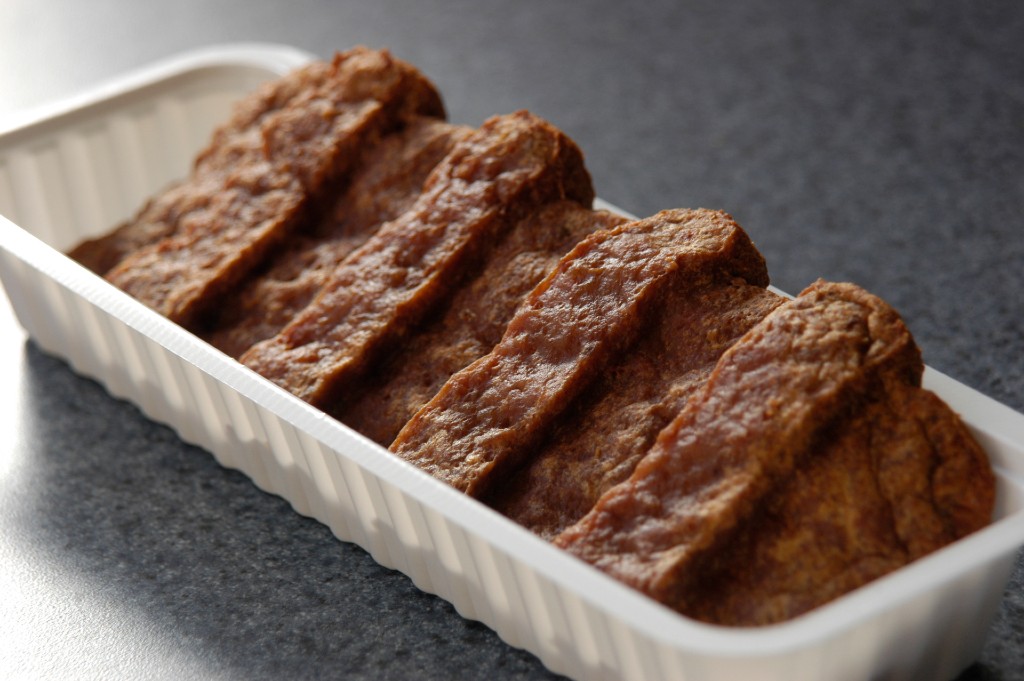 Actiegroep 'Kick Out Mexicano' opgericht, cafetaria komt met alternatief