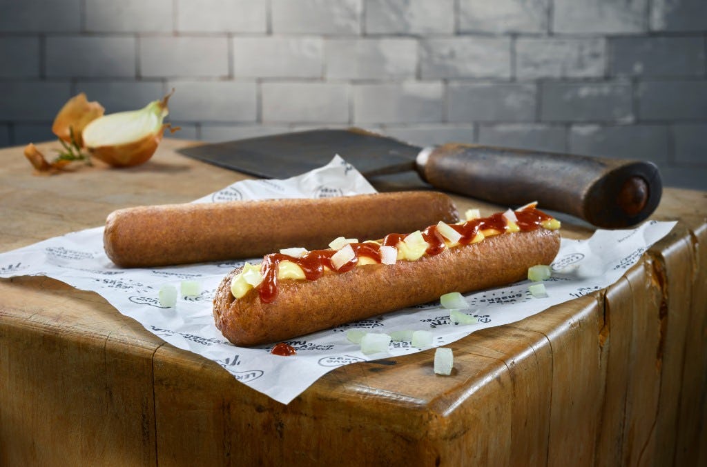 Ook Van Geloven lanceert vegetarische frikandel