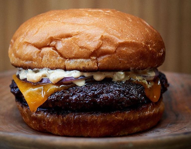 De cheeseburger van sterrenrestaurant Noma. Foto: Noma/Facebook