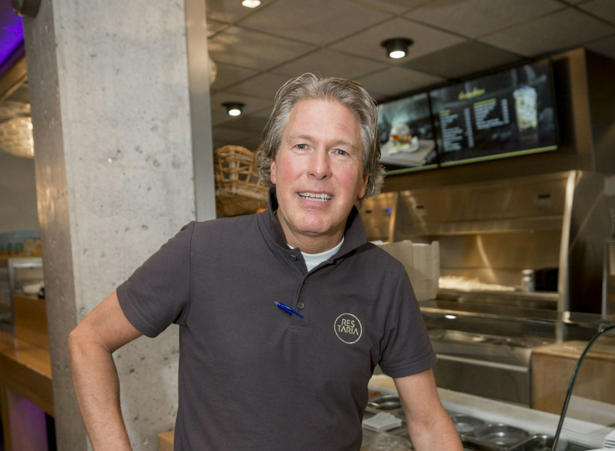Bauke van der Meer, eigenaar van Restaria 't Luifeltje in Bergum. Foto: Koos Groenewold.