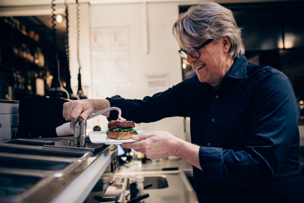 Hamburgerketen Thrill Grill de eerste met plantaardige burgers van Beyond Meat