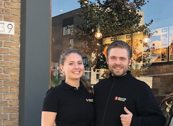 Voormalige maaltijdbezorger opent Spare Rib Express