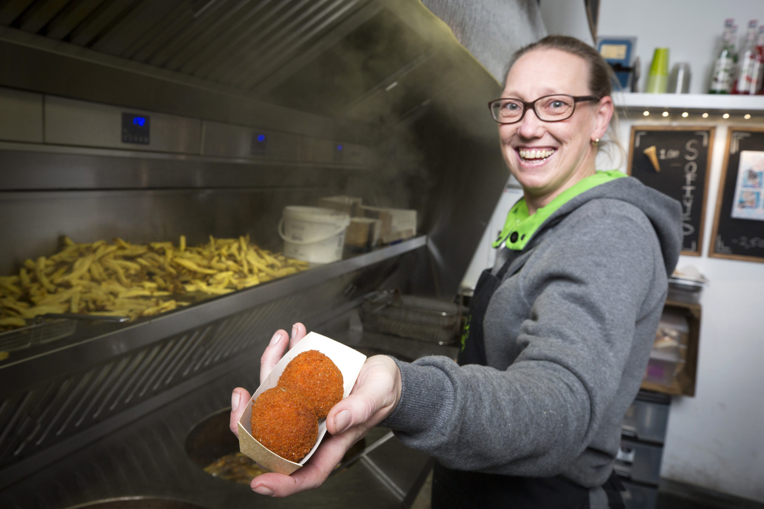 Ingeborg Poel met haar MacBal. Foto: Koos Groenewold
