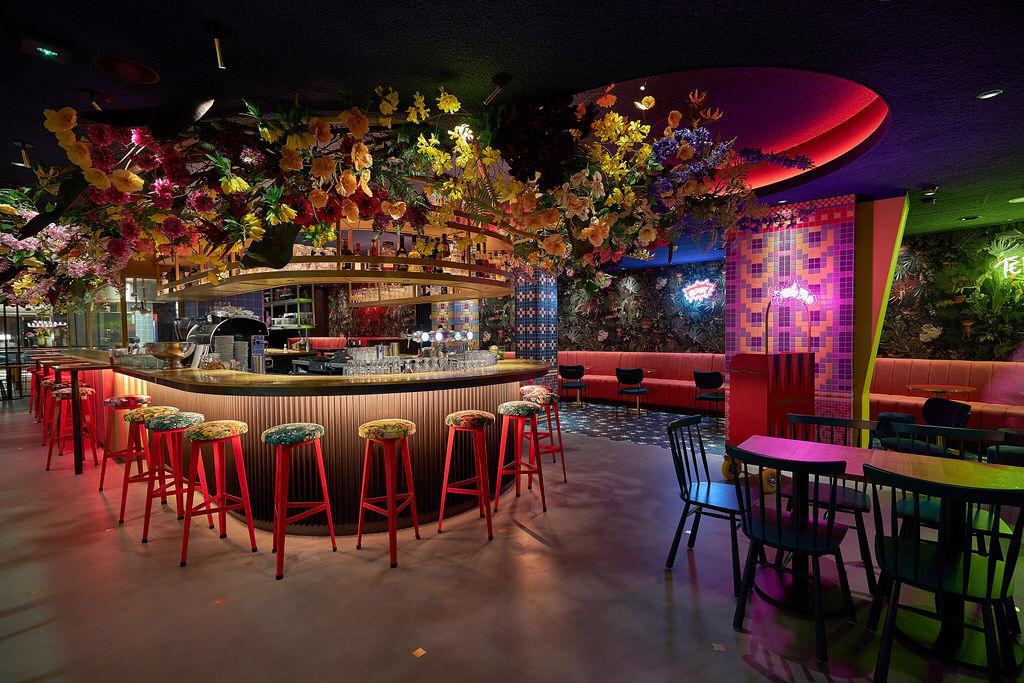 Ter Marsch & Co opent vernieuwde burgerbar in Amsterdam