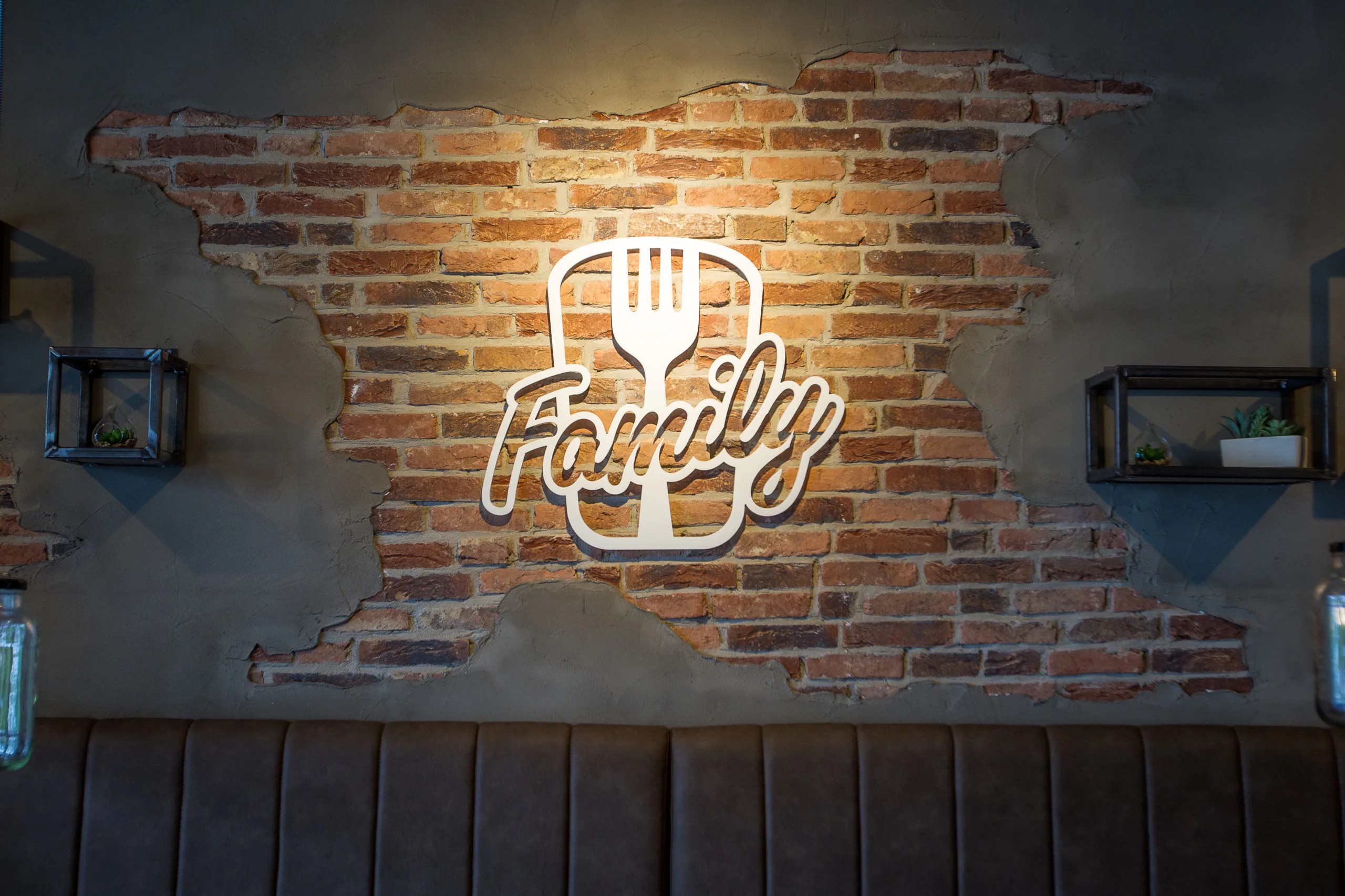 VFN#3402 Interieur Family-logo