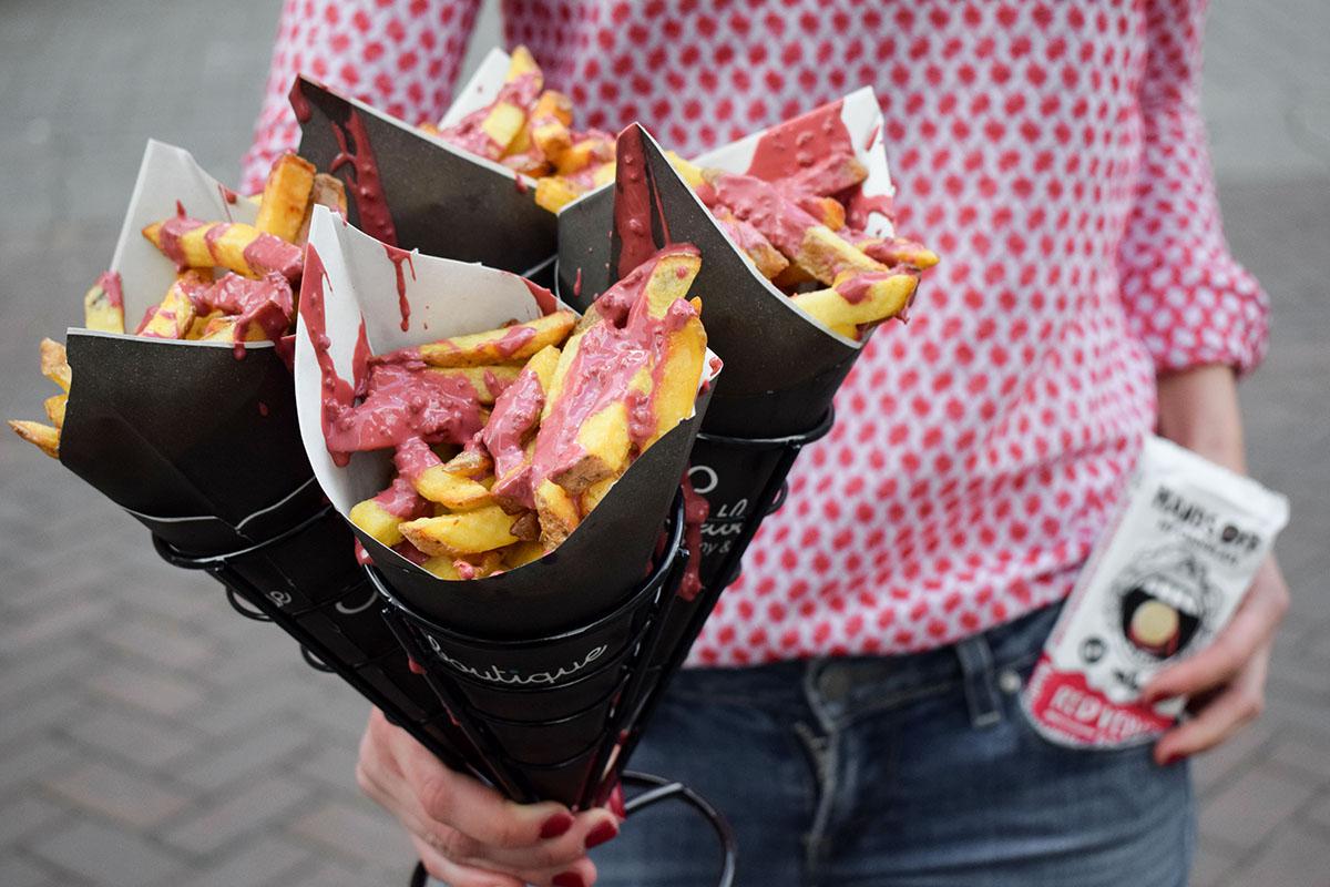 Frietboutique introduceert friet met rode chocolade