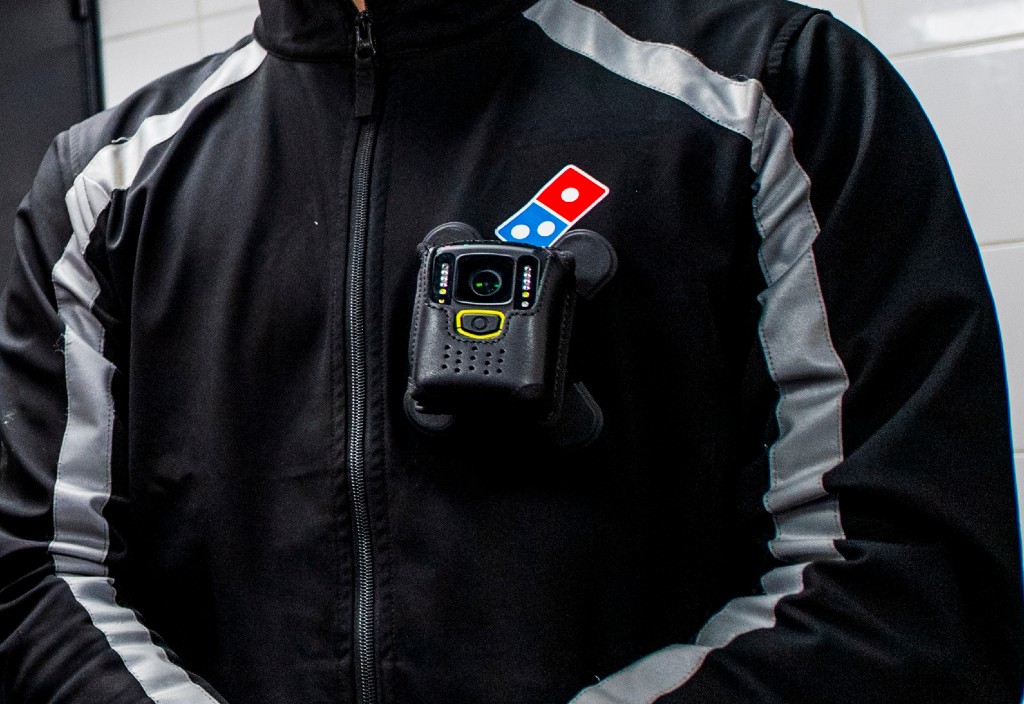 Ook maaltijdbezorgers in Nijmegen doen proef met bodycams