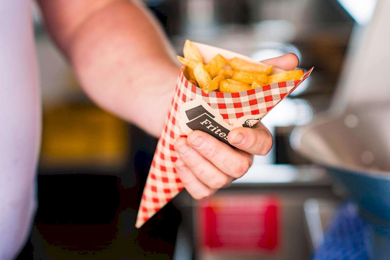 Par Hasard opent friterie in Alkmaar