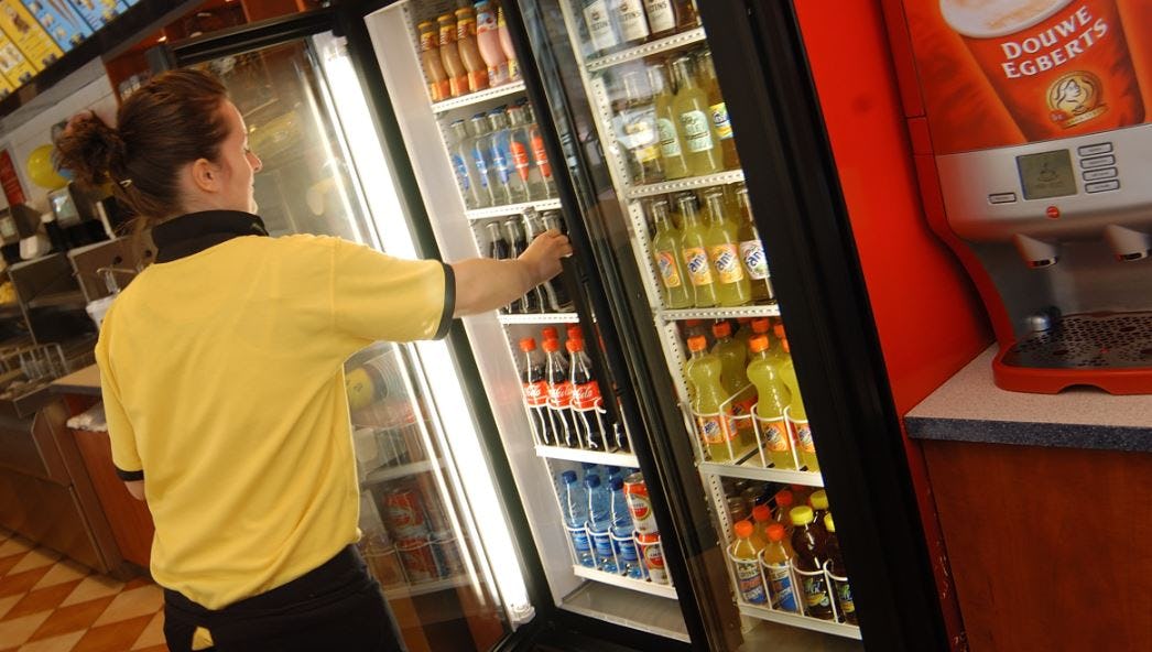 Horeca: geen verplichting voor inname petflesjes met statiegeld