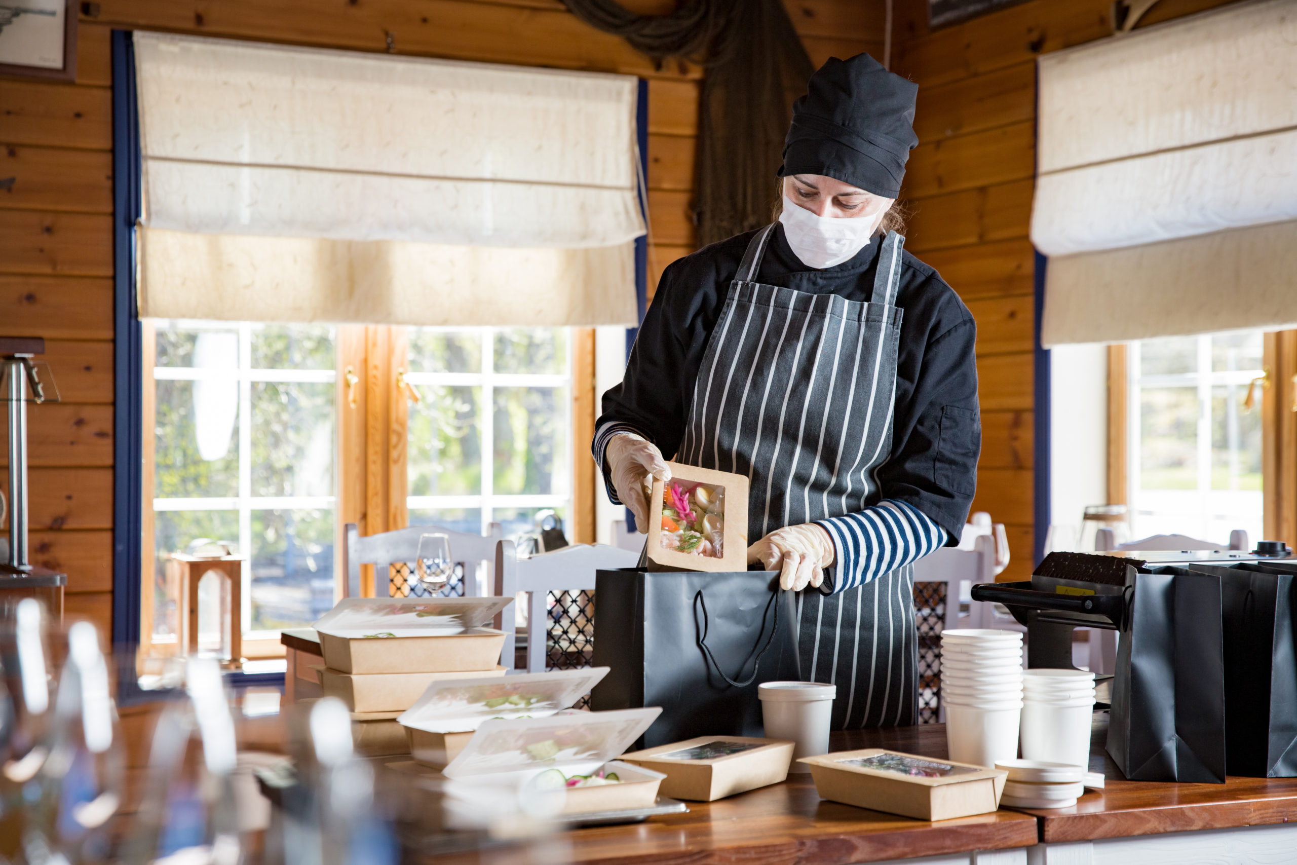 Restaurants bezorgen vaker zonder tussenkomst platform en besteding stijgt