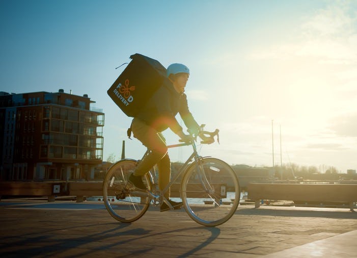 'Verbod op 15-jarige maaltijdbezorgers per 1 juli is onmogelijke opgave'