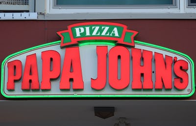 Papa John’s Pizza opent eerste eat-in