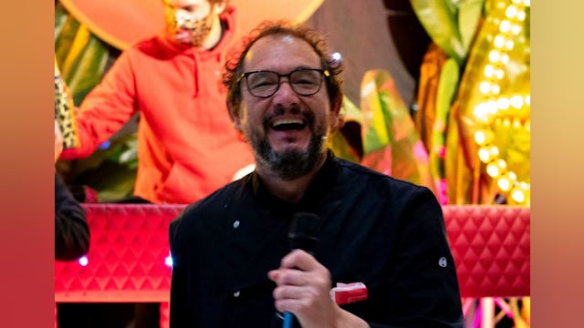 Presentator Arno Portegies, co-founder van LA Streetfood.