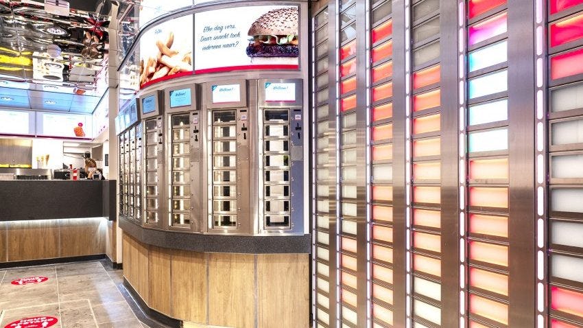 Febo opent nieuwe vestiging met infinity muur