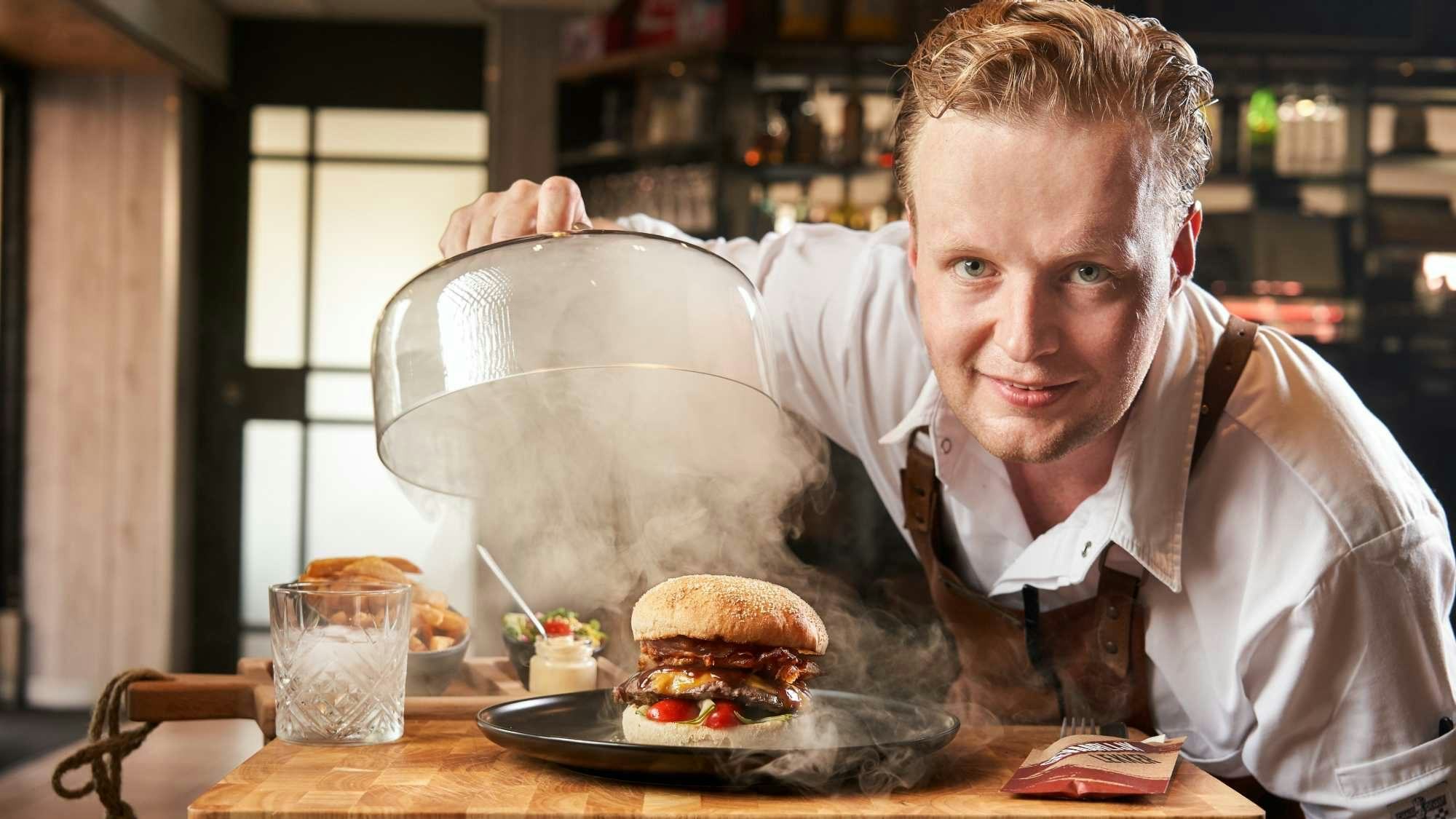 De Daltons gaat voor wereldrecord Duurste hamburger ter wereld