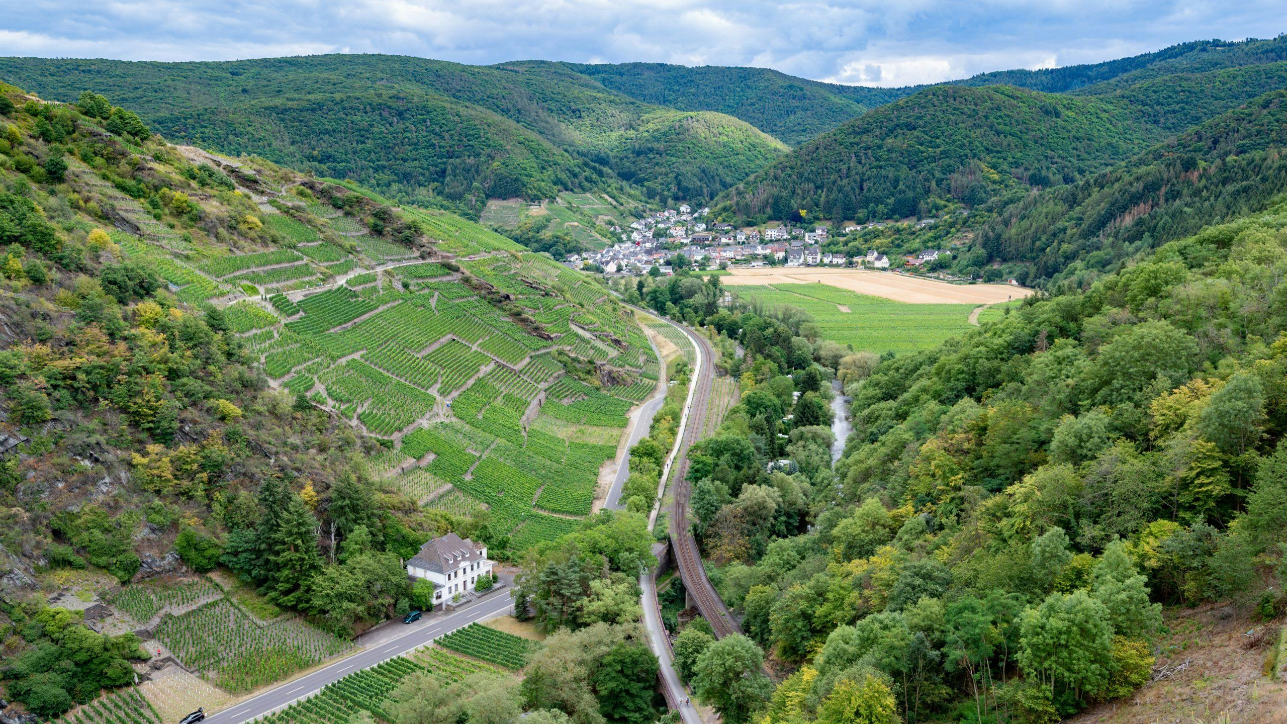 De Ahr Vallei in betere tijden.