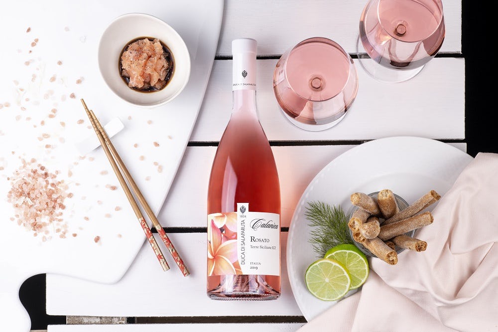 Calanìca Rosato is een frisse, aromatische en levendige rosé.  