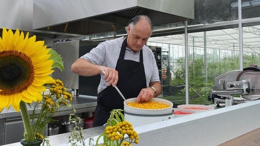 André van Doorn gaat koken in kasrestaurant Stadsjochies