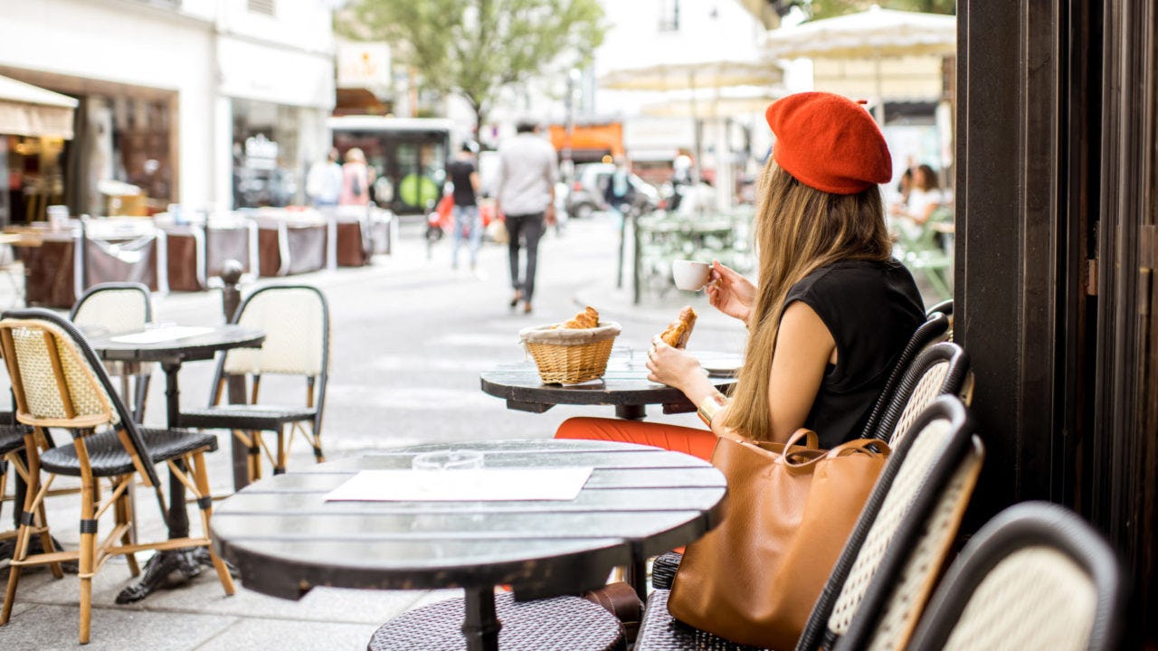 Nu ook coronapas verplicht in Franse cafés en restaurants