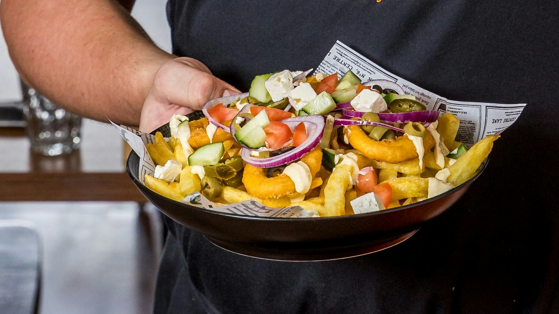 Loaded fries Calamaris van Bas Bremmers, Preuverie De Toren