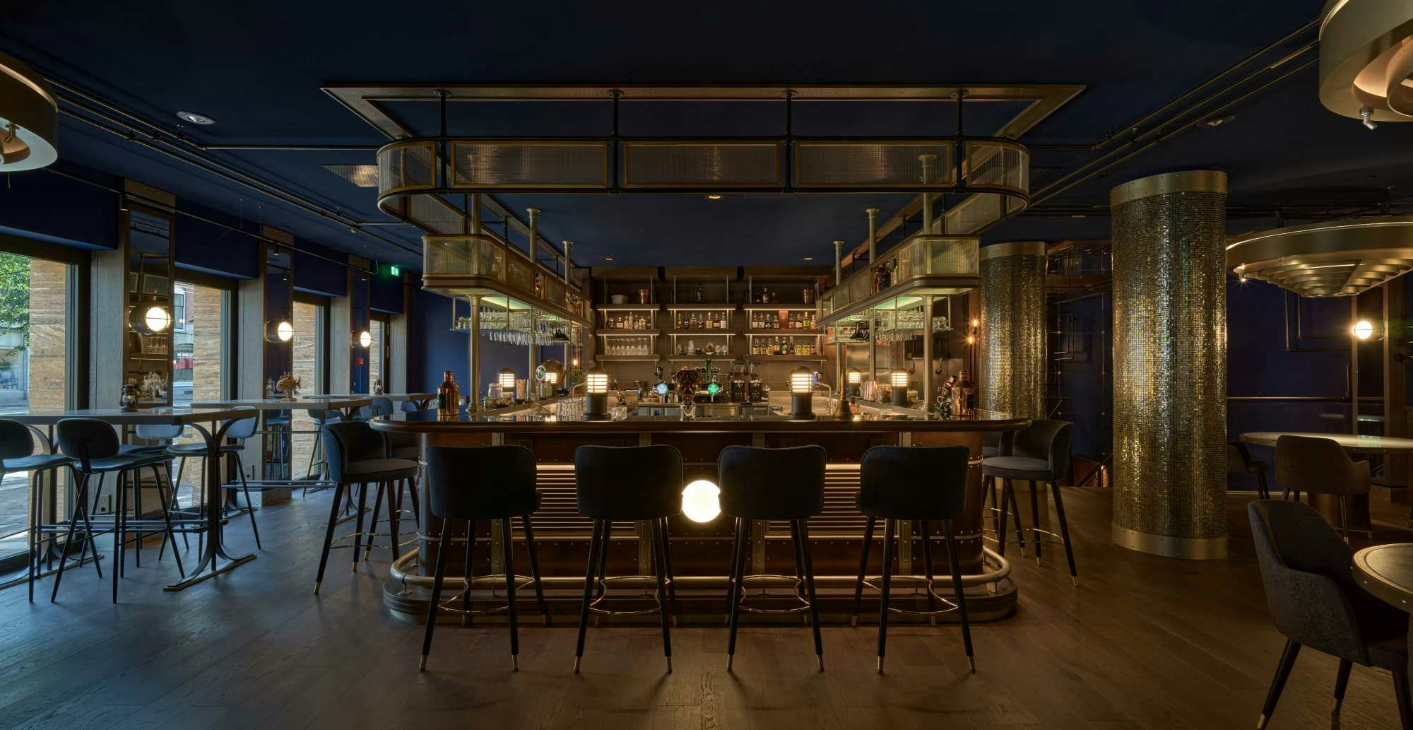 Ultramarijn Wonderbar above deck. Jules Verne meets Steampunk. ©TodaysBrew