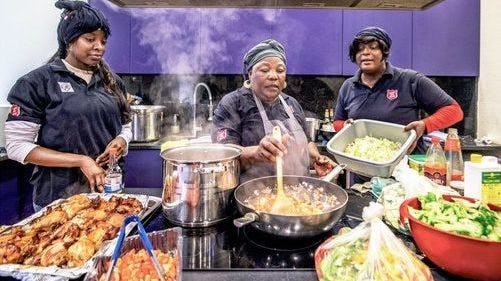 KFC en Leger des Heils tegen voedselverspilling: Food Donation Program