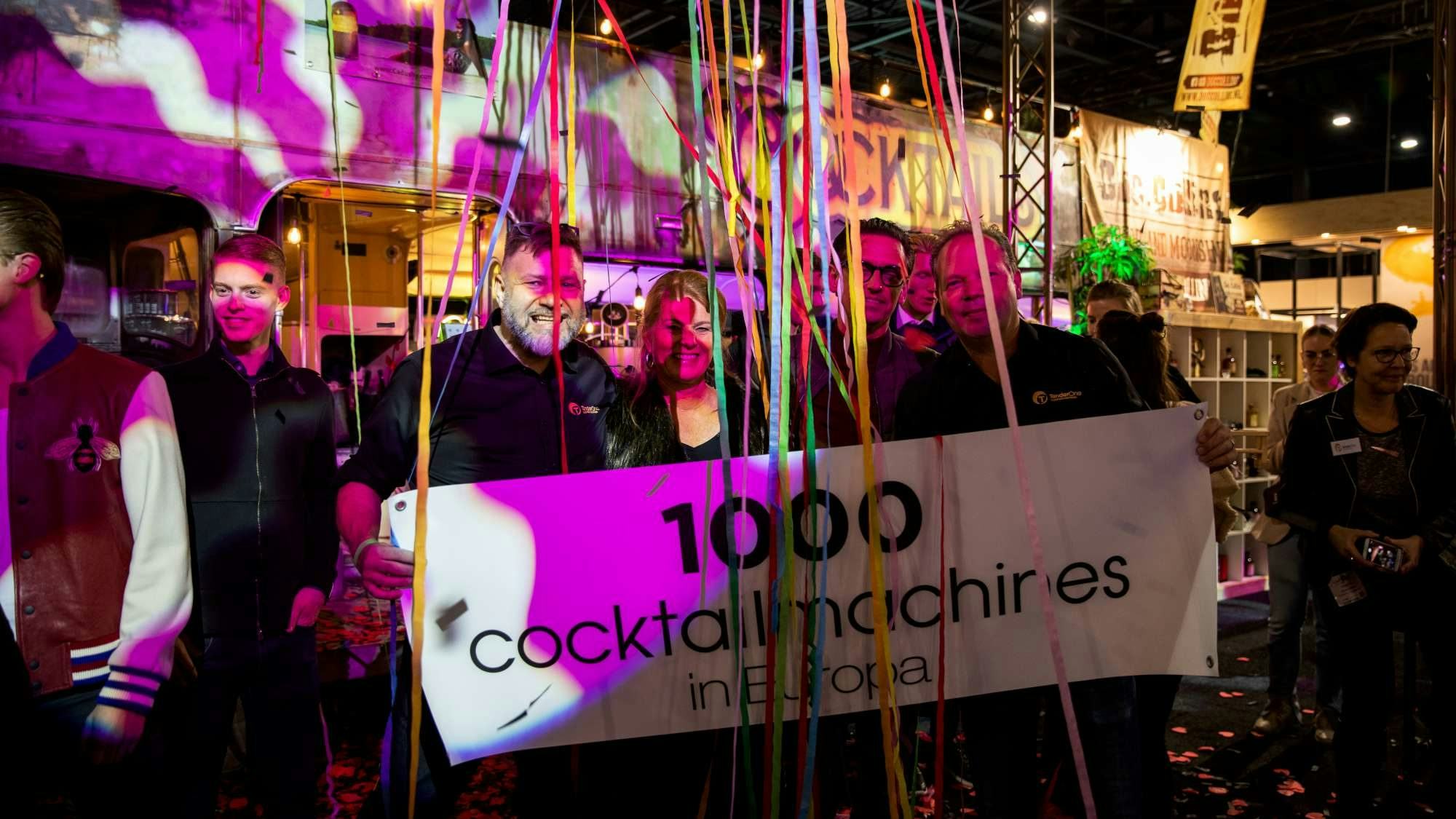 TenderOne verkoopt 1000ste cocktailmachine aan restaurant Momus