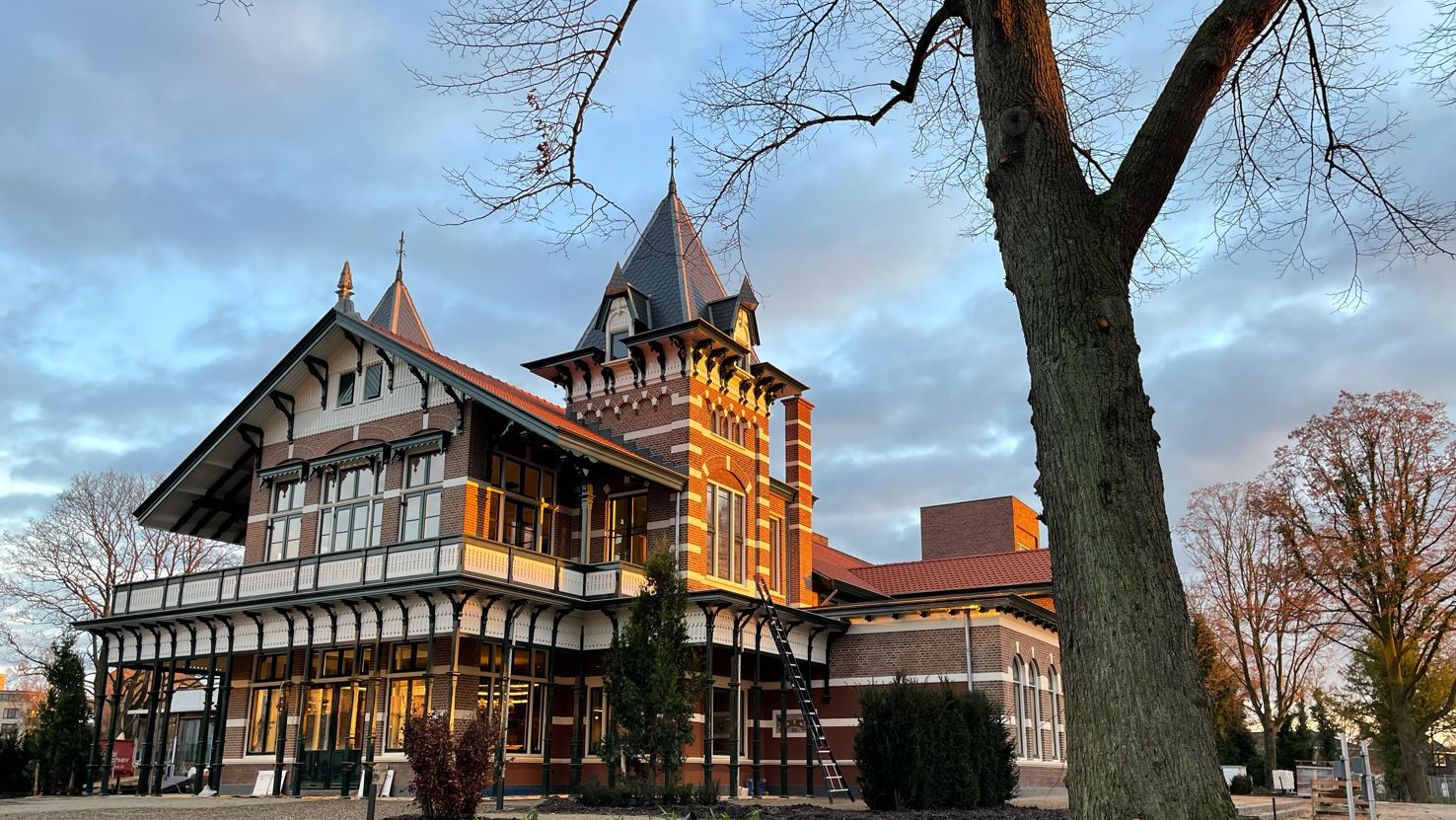 Frank Hendriks stelt opening uit: team in WW en €250.000 omzet verdampt