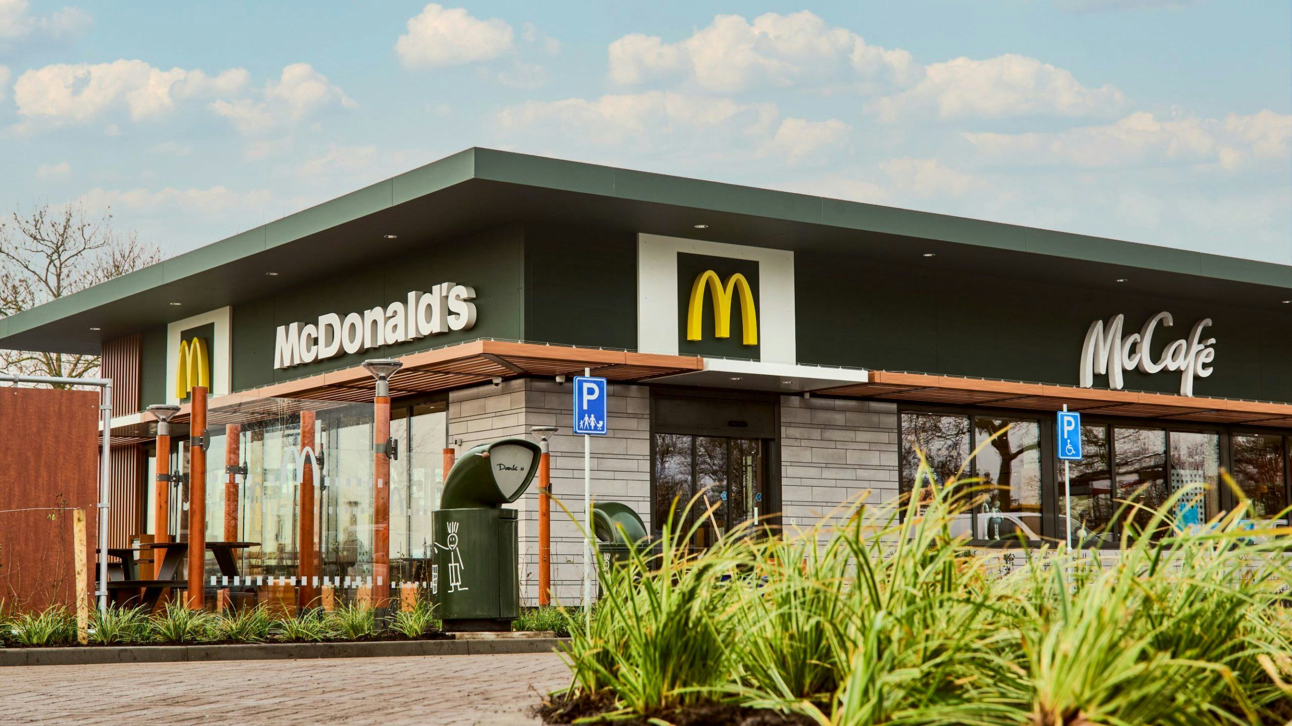 McDonald's Dokkum heeft deuren geopend