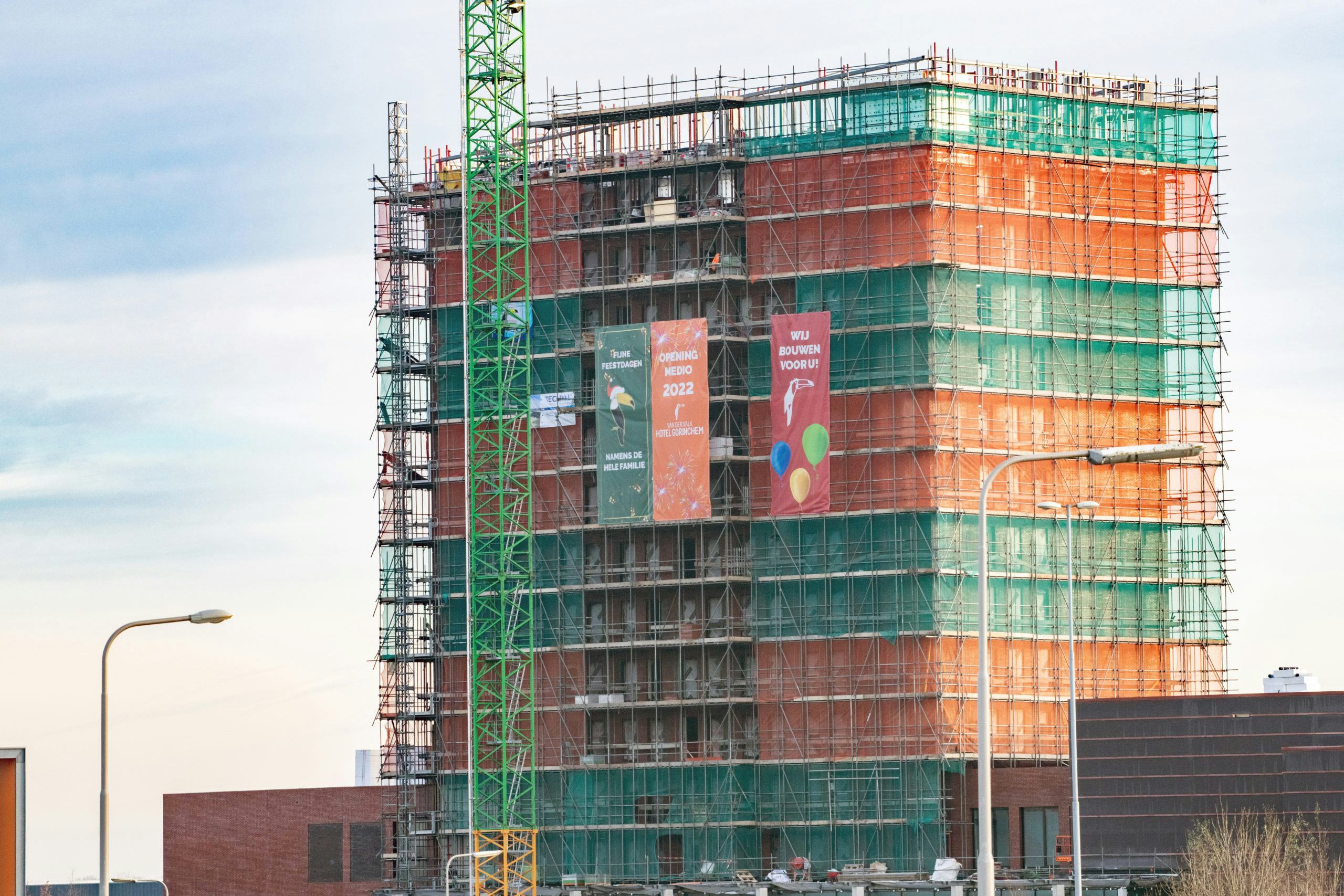 Van der Valk Hotel Gorinchem bereikt hoogste punt in de bouw