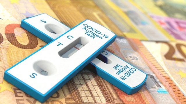 Minister Kuipers maakt bekend of coronaversoepelingen doorgaan