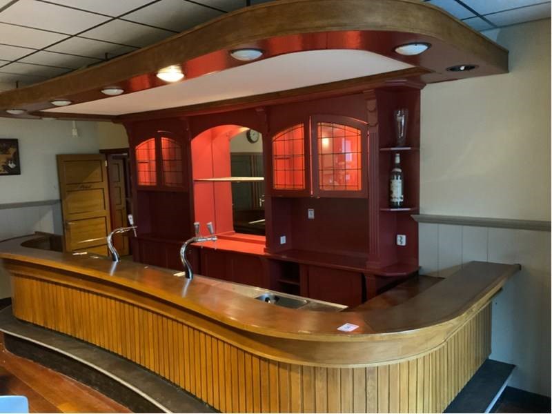 Familie De Reus stopt met dagwinkel en café 's Lands Welvaren: inboedel op online veiling