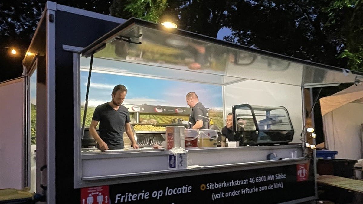 Friet van Hans van Wolde komt uit snackwagen van Rob Nicolai