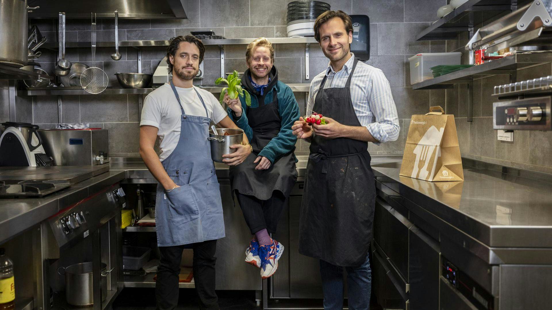 Daan Boom, Jasper Demollin en Tobias Camman starten vegan bezorgrestaurant