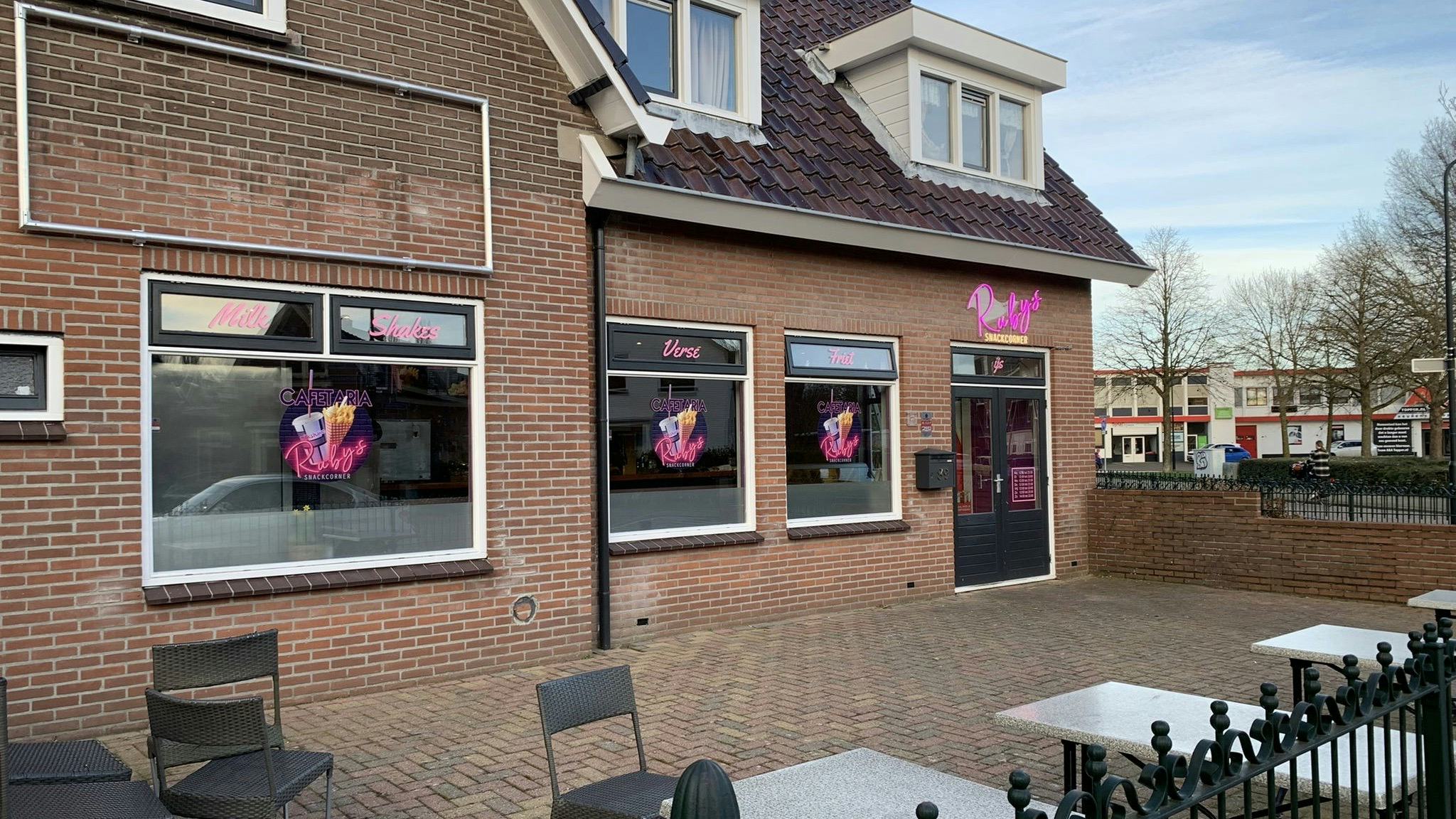 Cafetaria Op 't Hoekje in Apeldoorn is nu Ruby's Snackcorner