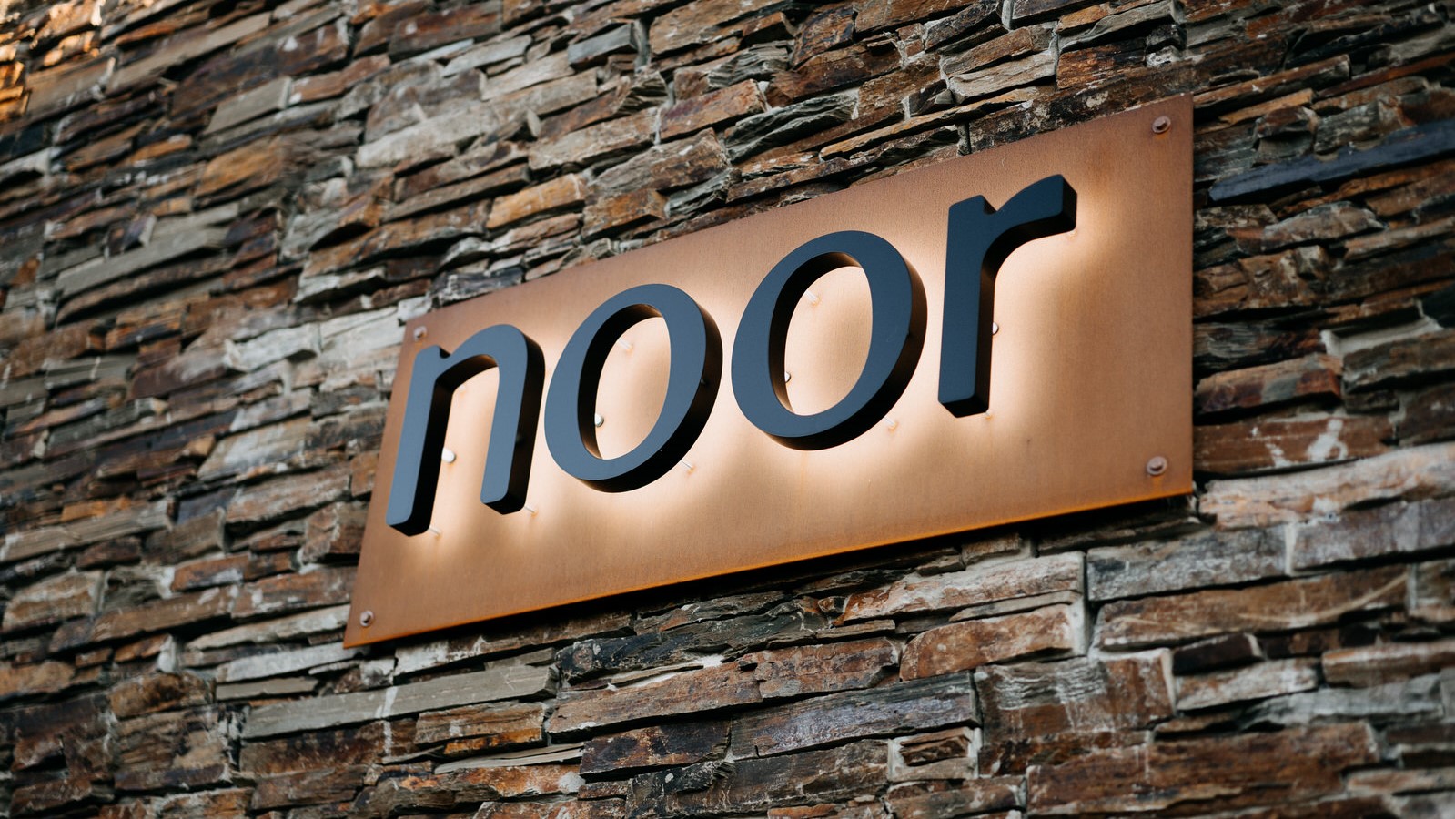 Noor stijgt 6 plaatsen, van plek 32 naar 38.