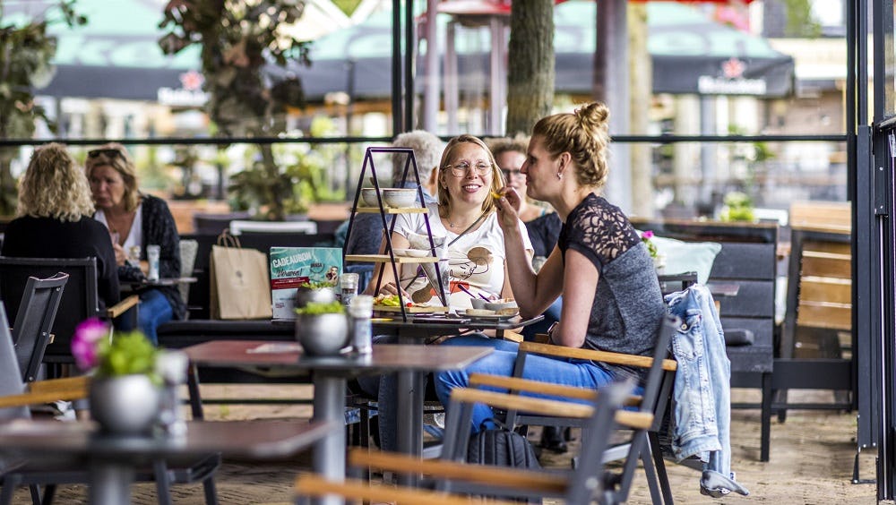 Klaar voor het terrasseizoen: Zo overtref je de verwachting van je terrasgasten