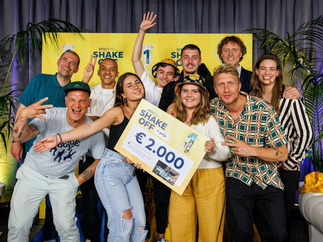 Tweede plaats voor Soda Pop Shop incl jury en Joshua Nolet